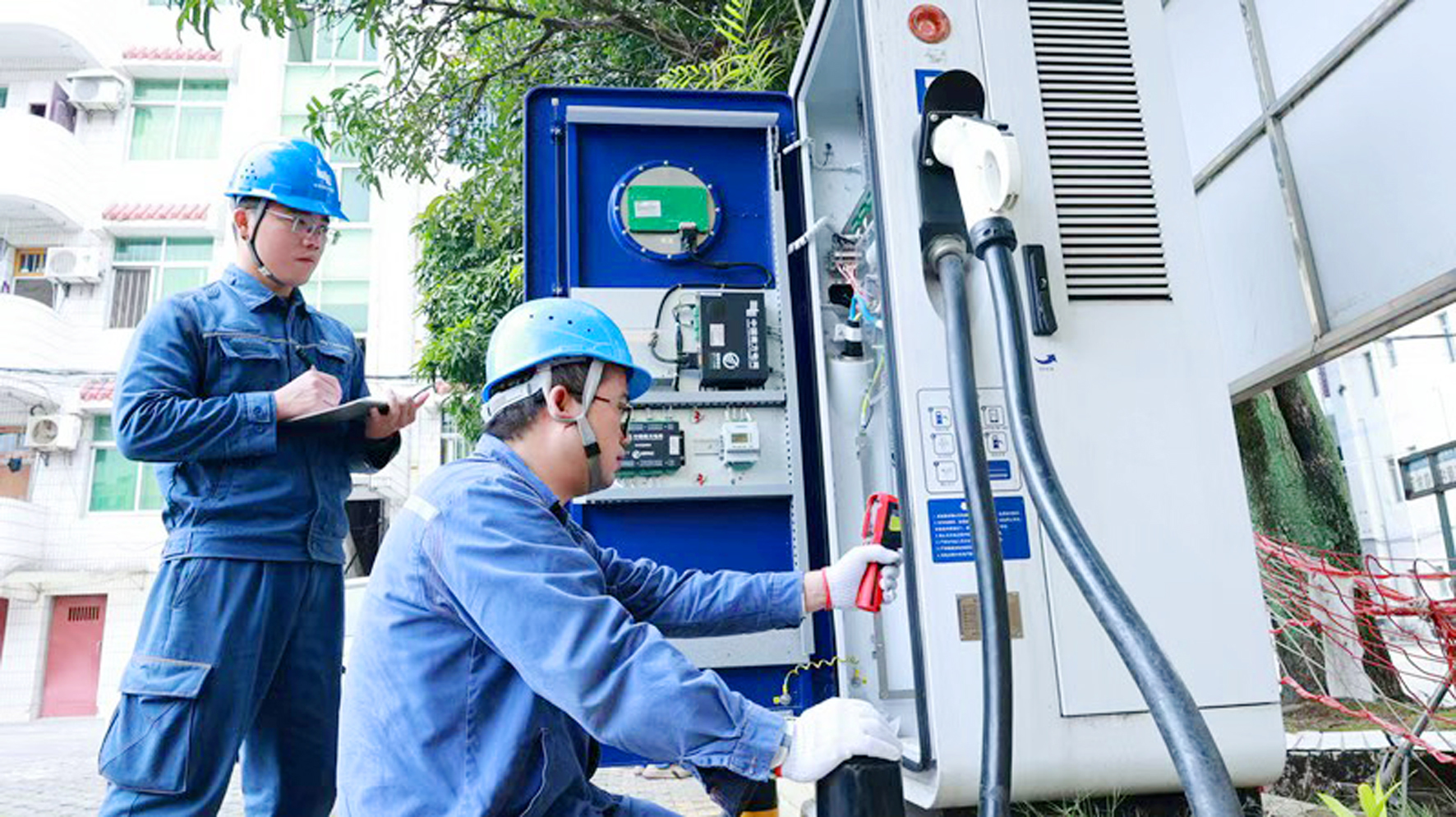南寧賓陽供電局： 隱患排查+安全宣傳 織..